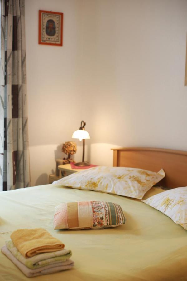 Apartamento House Kvin Baška Voda Exterior foto