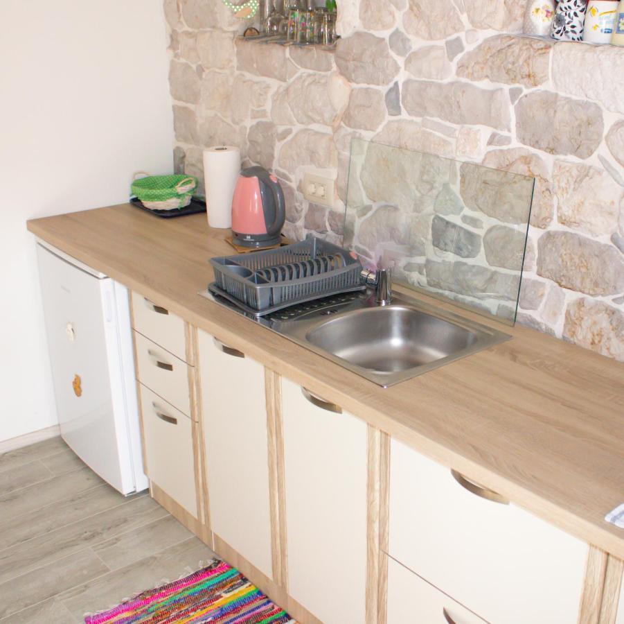 Apartamento House Kvin Baška Voda Exterior foto