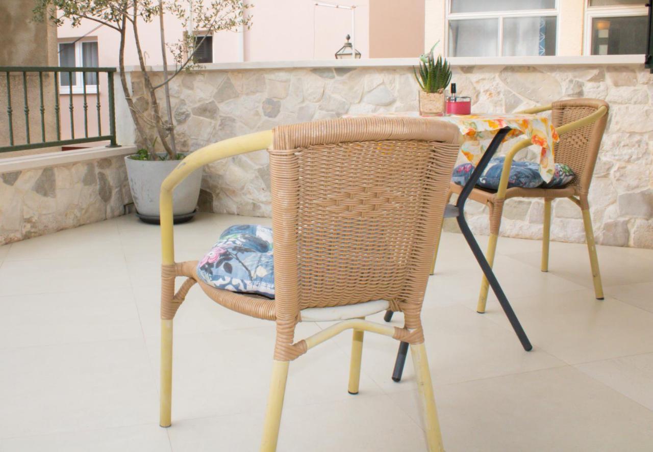 Apartamento House Kvin Baška Voda Exterior foto