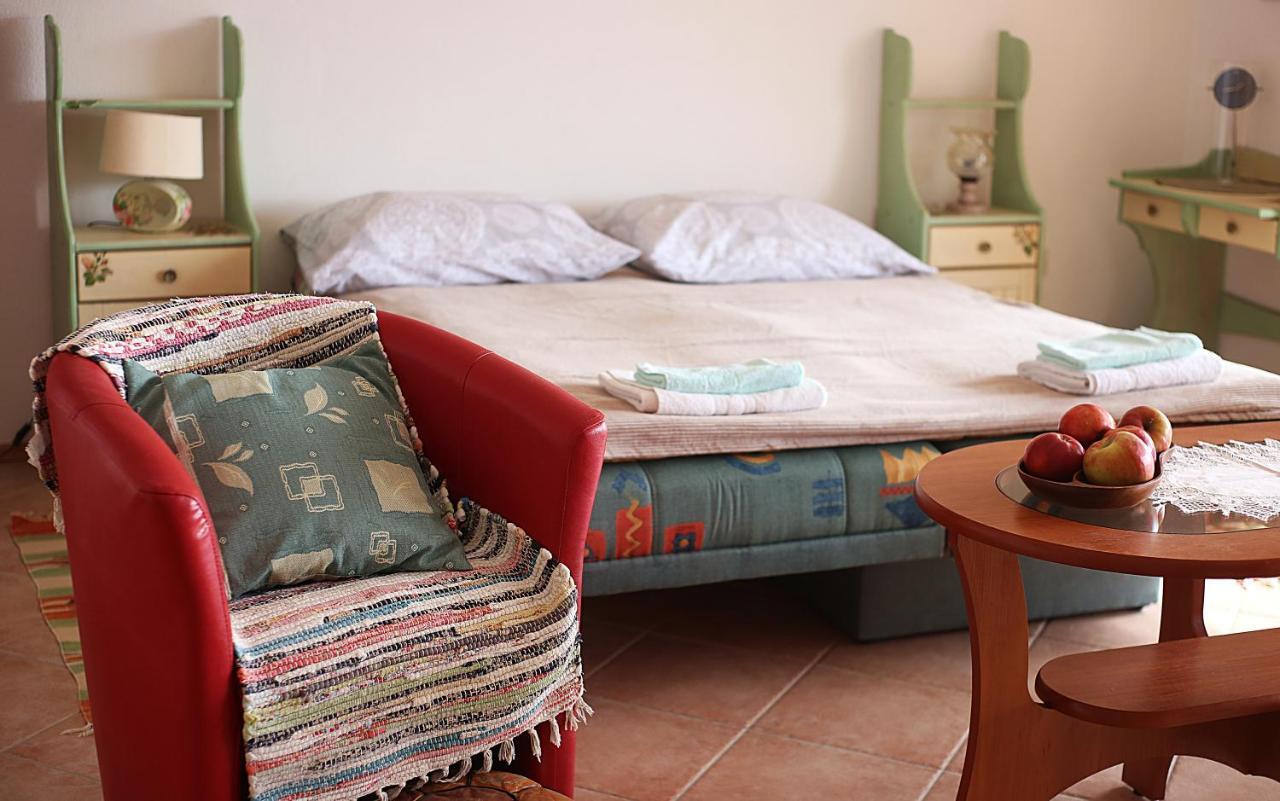 Apartamento House Kvin Baška Voda Exterior foto